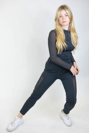 WOMEN'S 2-PIECE CROP LONG SLEEVE TOP AND MESH LEGGINGS